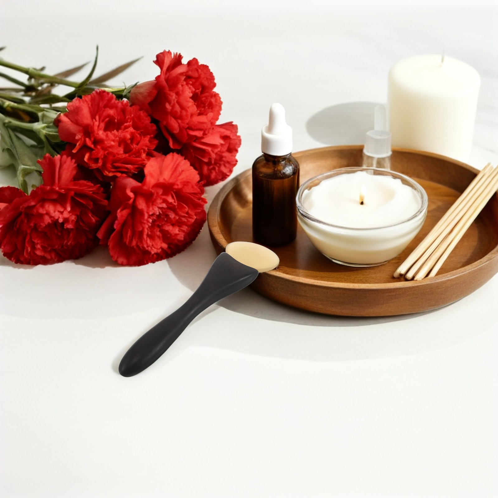 Sandalwood Facial Massager Nat - огляд і ціна Skincare Natur E